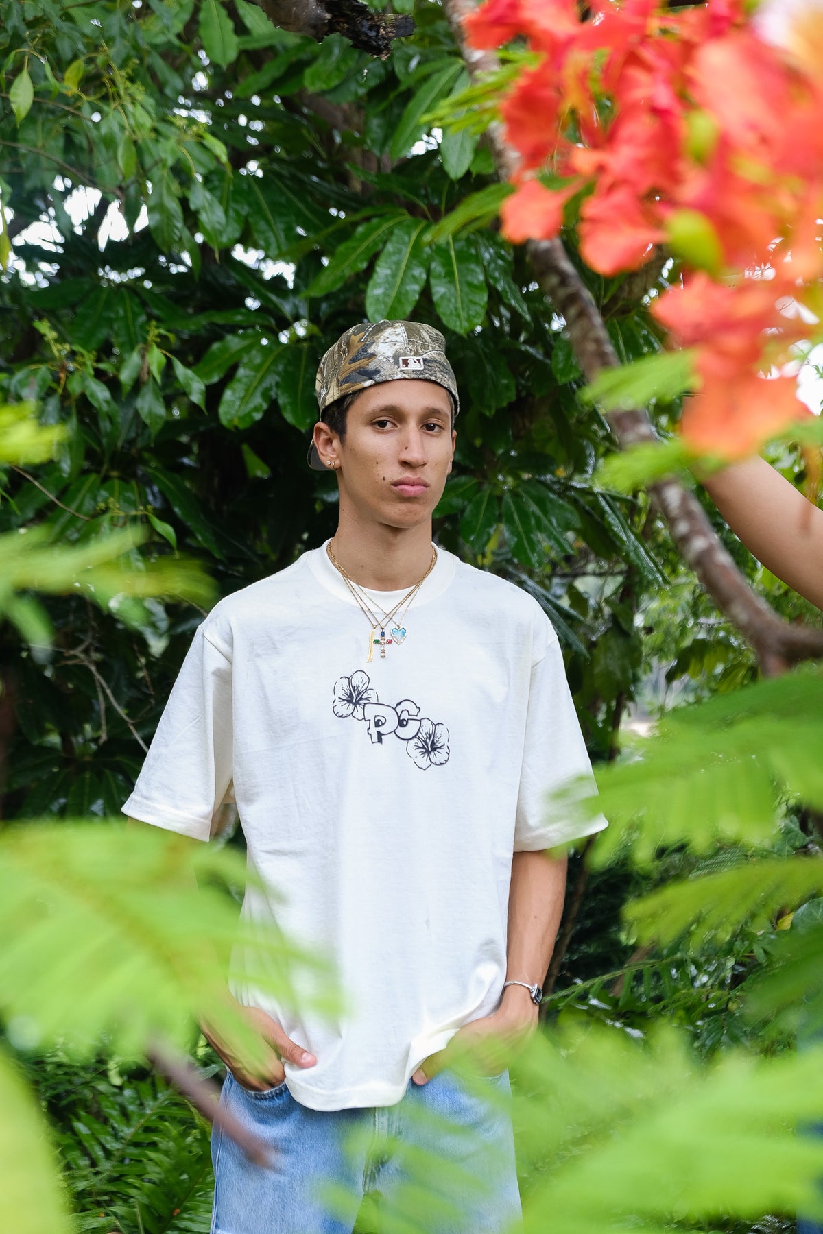 Pluto N Company Flor de Maga Tee