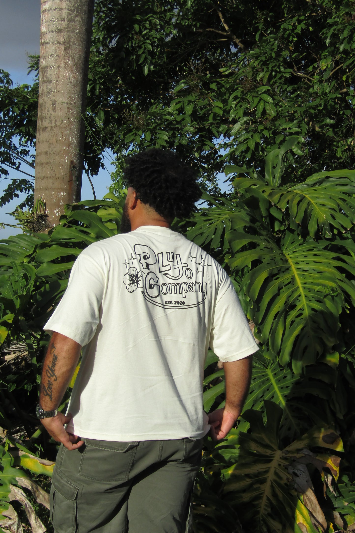 Pluto N Company Flor de Maga Tee